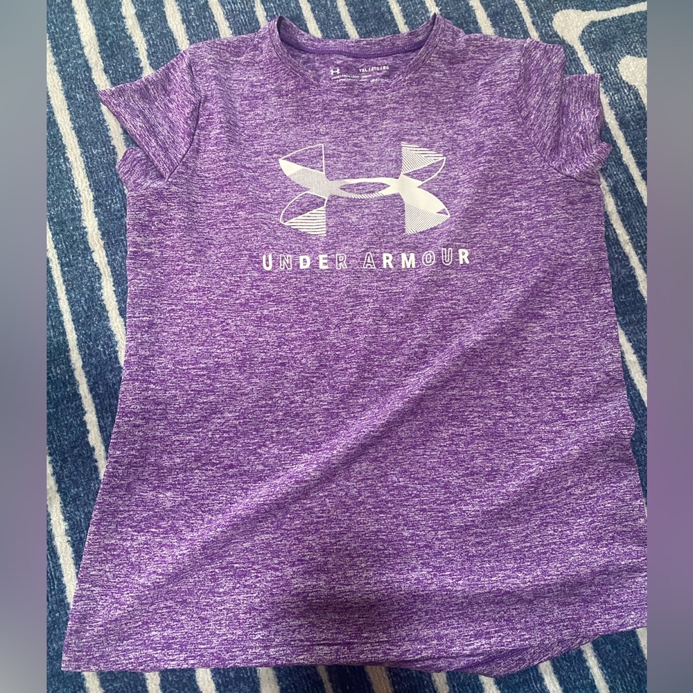 Girls UA athletic top